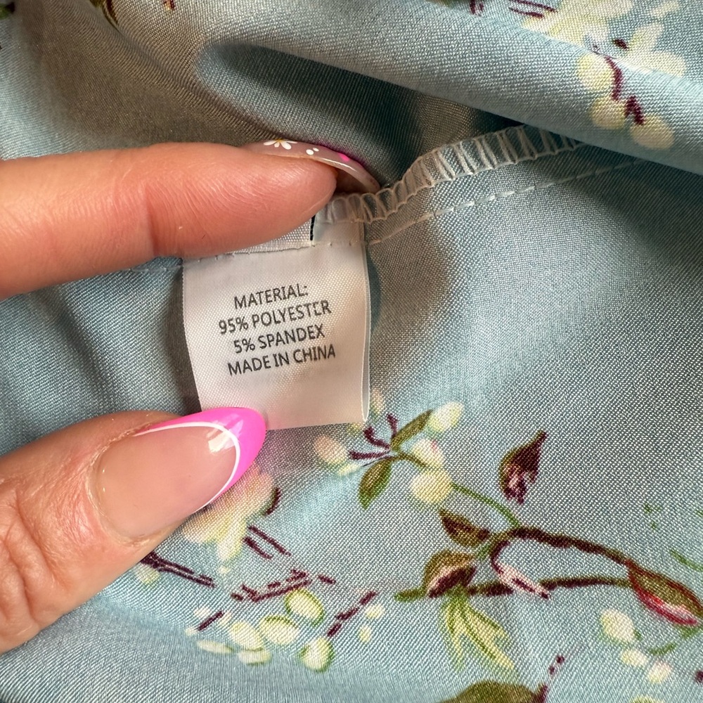 Blue Floral Tie-Front Robe with Ruffled Details - Picture 6 of 9